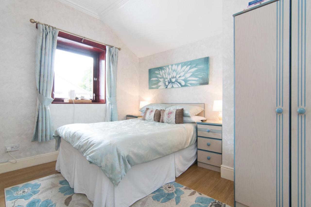 Norwood Guesthouse-Loch Lomond بالّوتْشْ الغرفة الصورة
